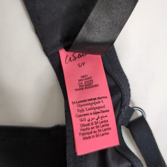 La Senza Black Wireless Plunge Lightly Lined Bra, size small - Picture 3 of 4